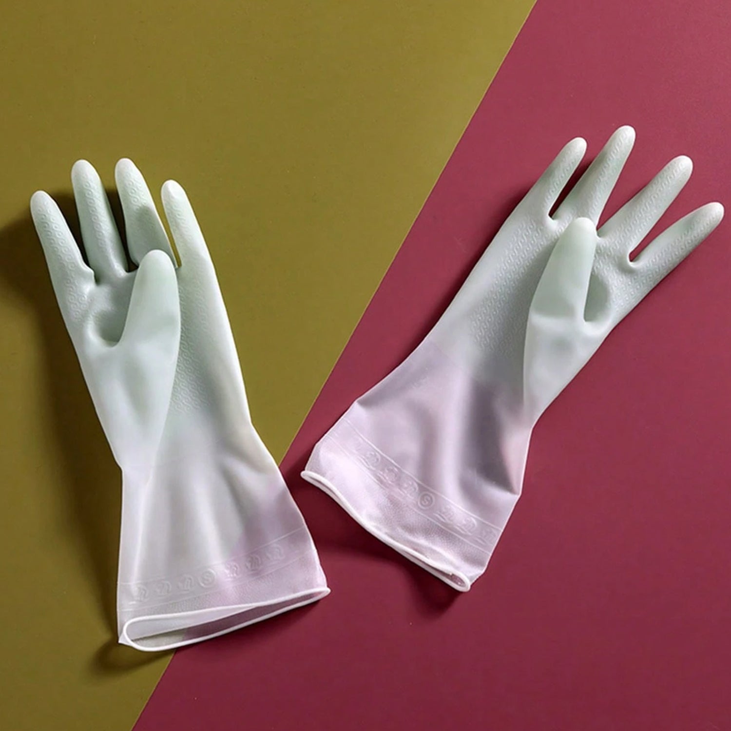 Latex Household Gloves (2 Pair / Mix Color) Latex Household Gloves (2 Pair / Mix Color)